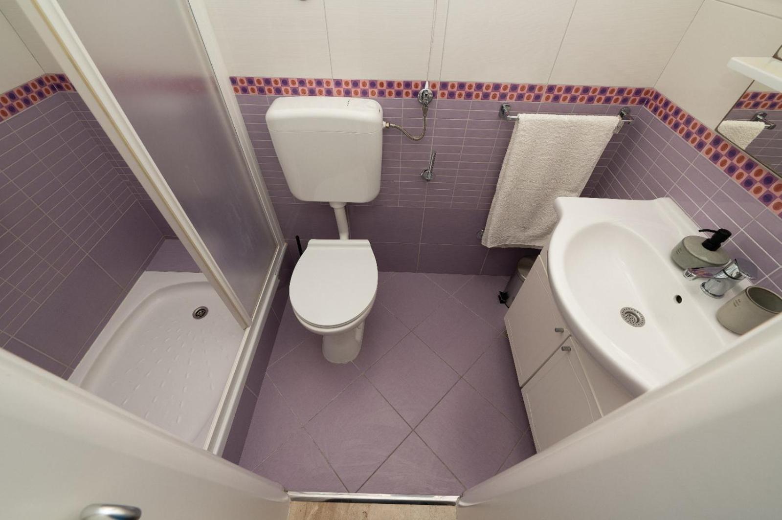 Apartments Luka Toni Krvavica Luaran gambar