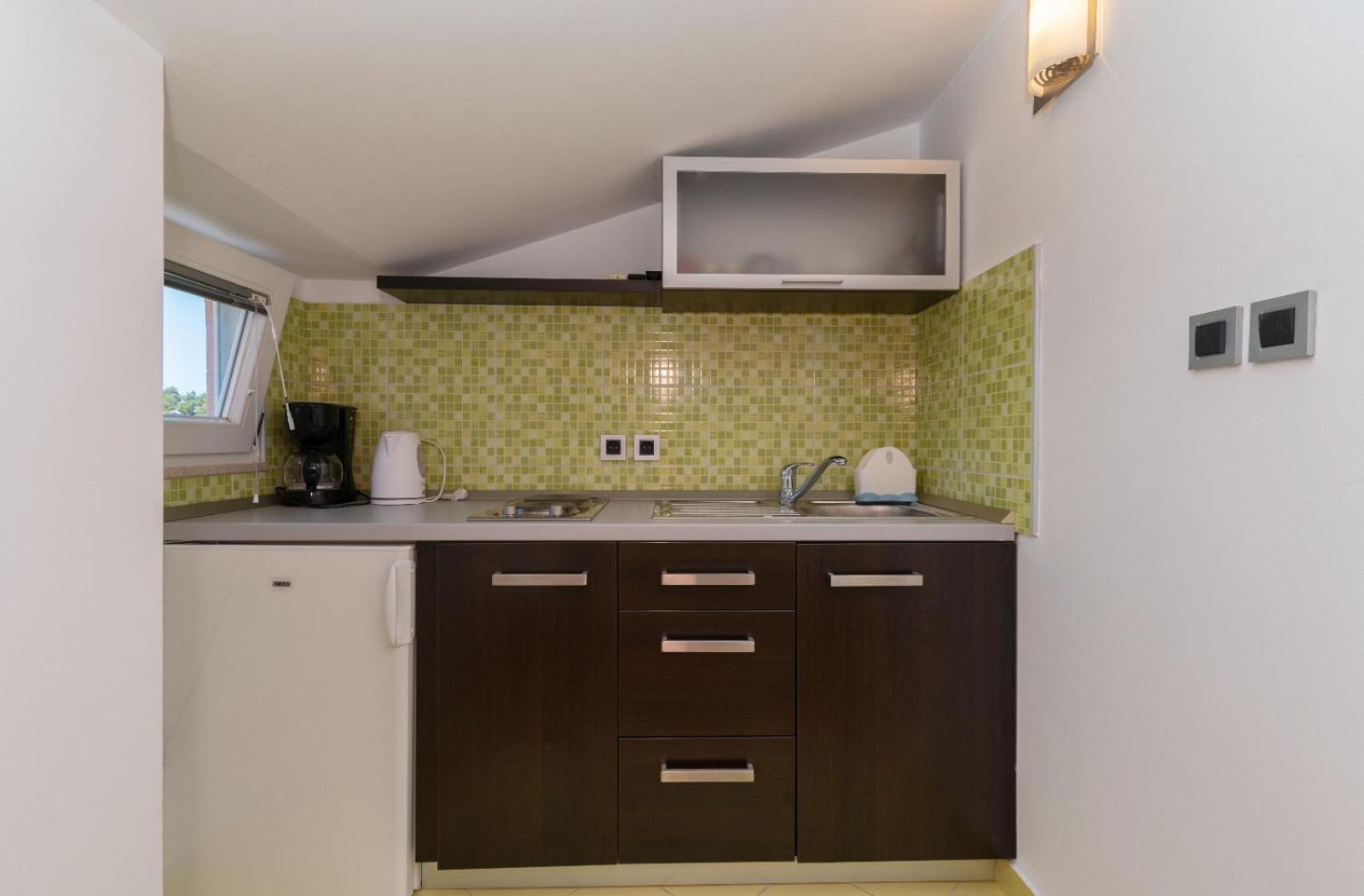 Apartments Luka Toni Krvavica Luaran gambar
